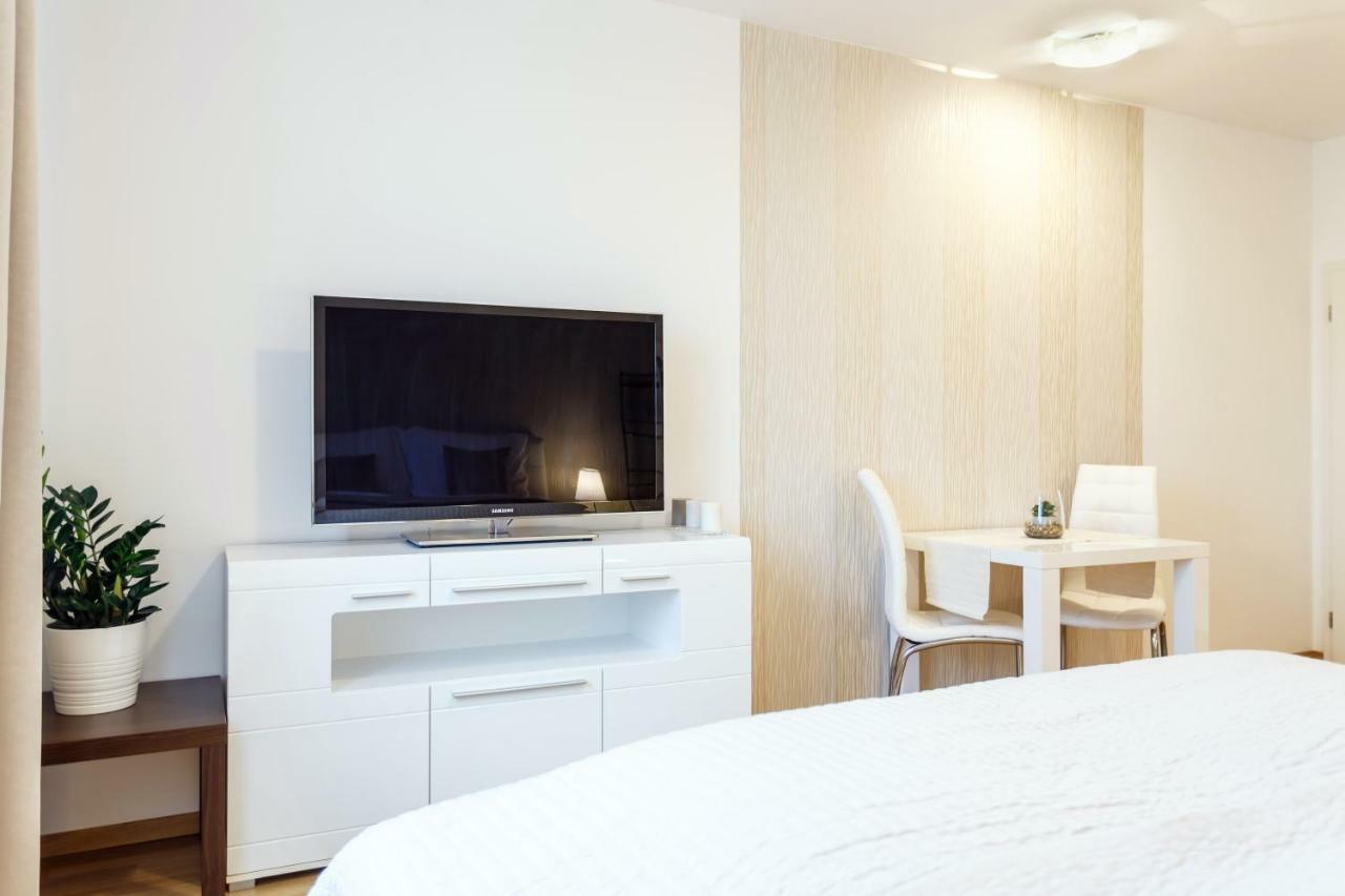 Golden Apartments Rezidence Nova Karolina Ostrava Exterior photo